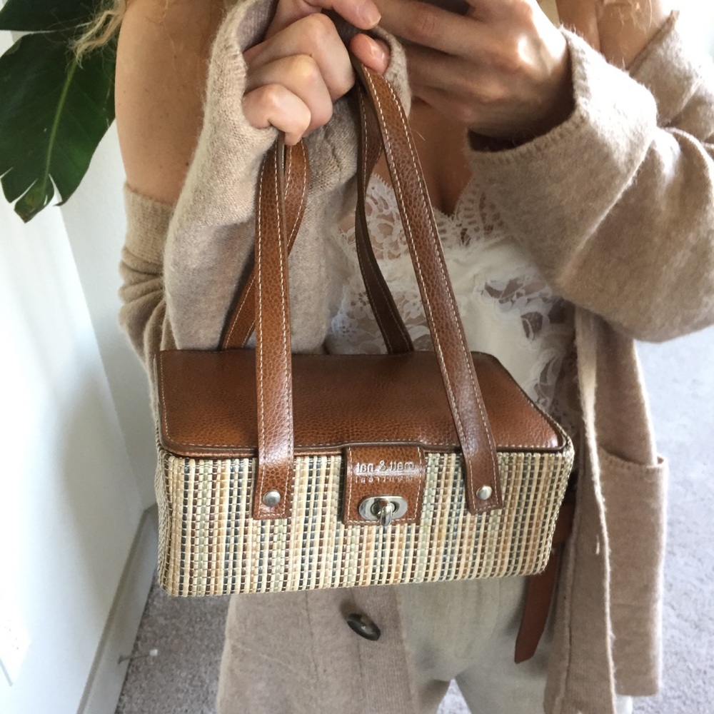 Straw boxy shape small bag